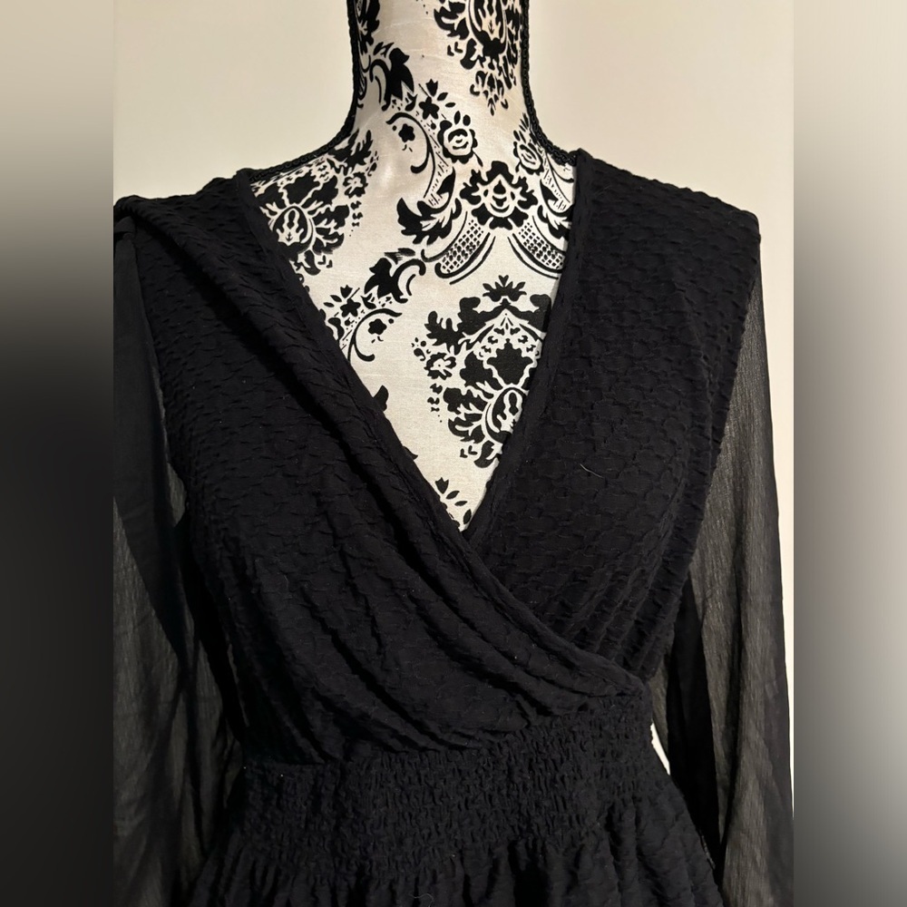 Maurice’s smocked waist blouse - Picture 7 of 8